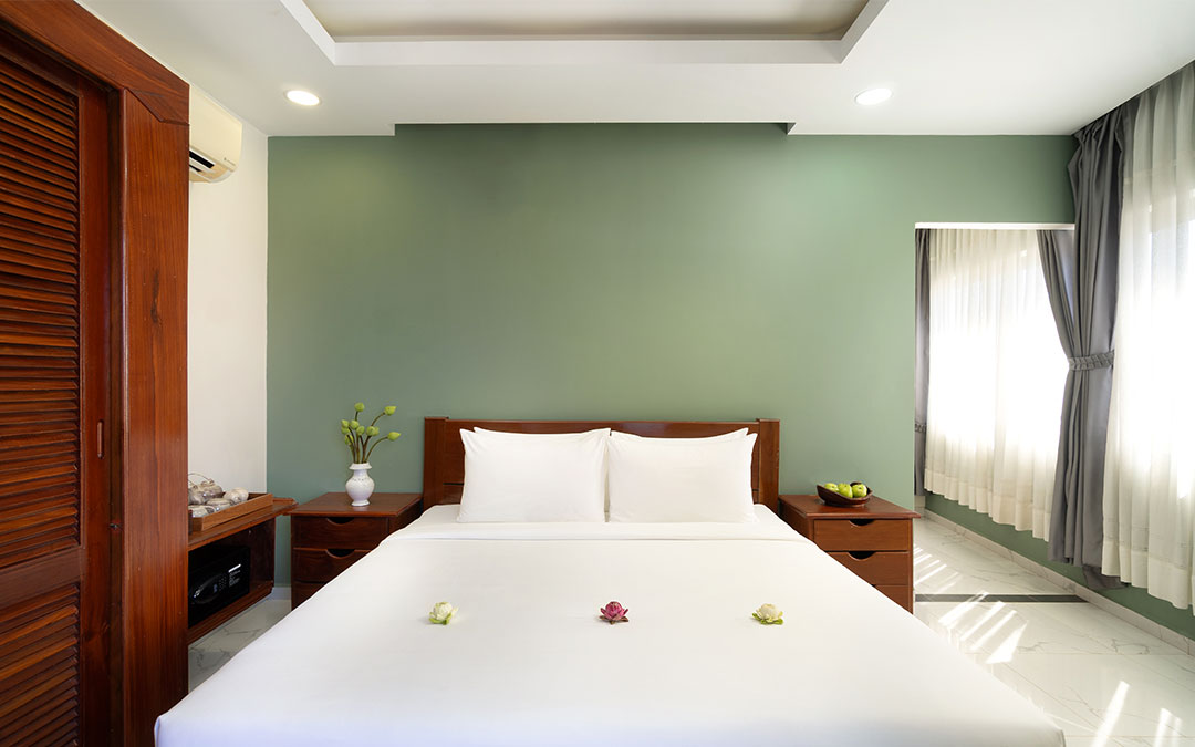 The Nest Hotel in Siem Reap town is located Angkor Ningt Market