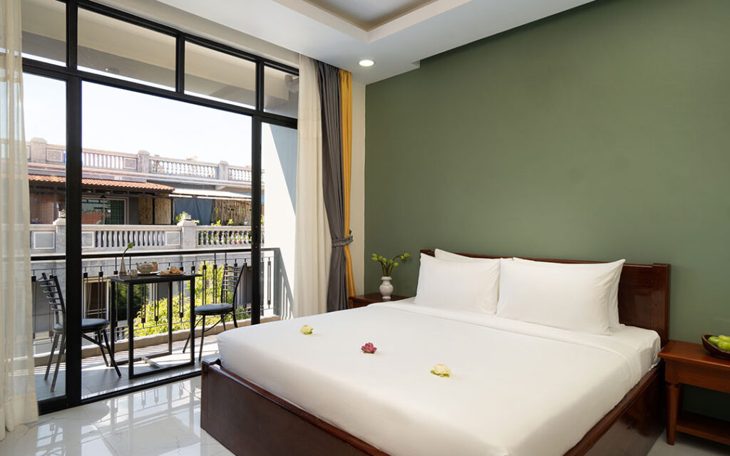 The Nest Hotel in Siem Reap town is located Angkor Ningt Marketv