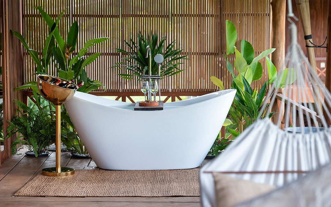 Bathtub