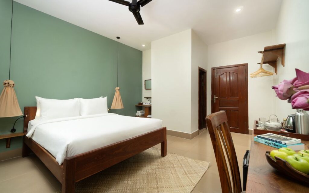 In the room in The Tree hotel is cool and luxury Facilities