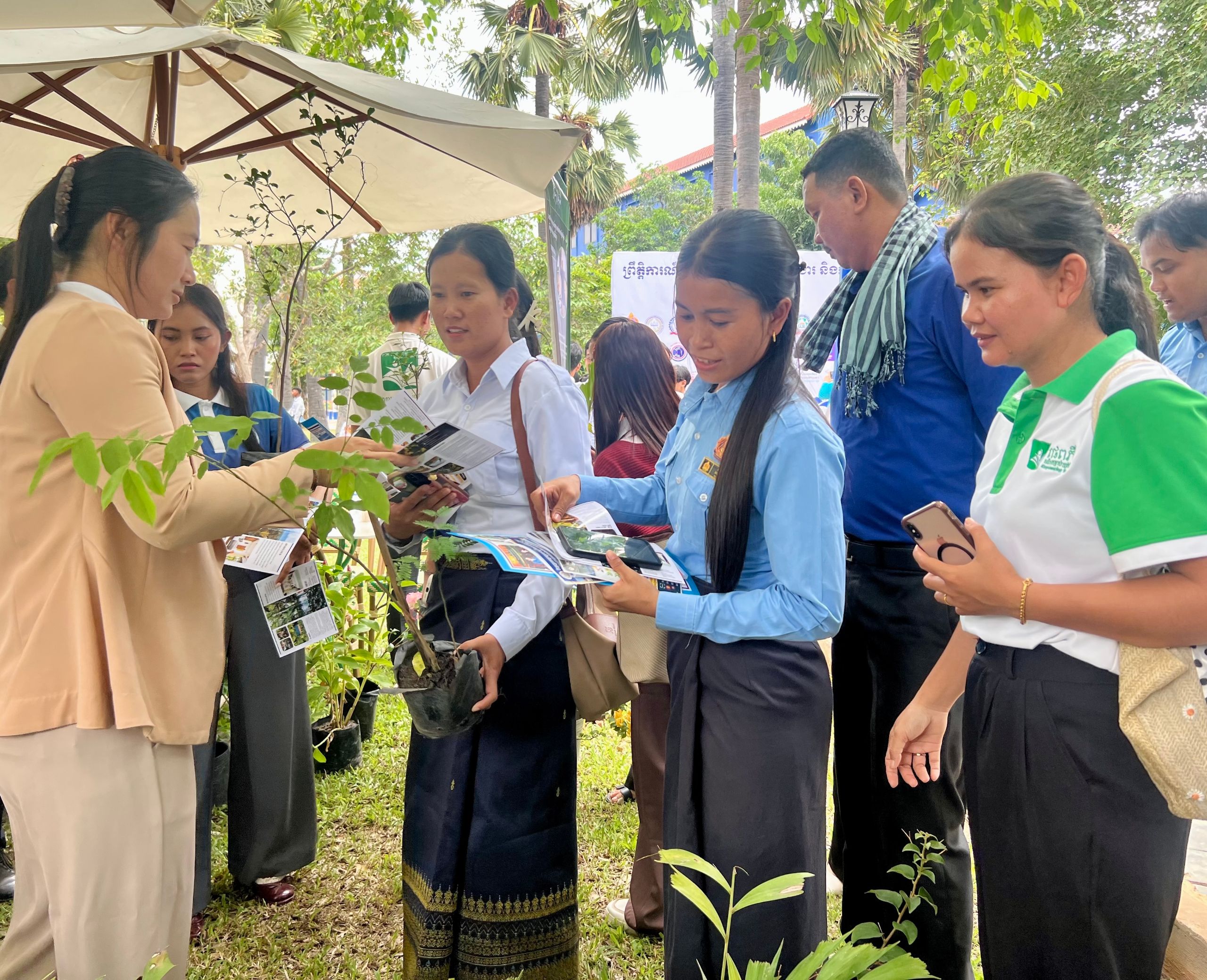 Stay Nature in Pepy skill fair and tree offering