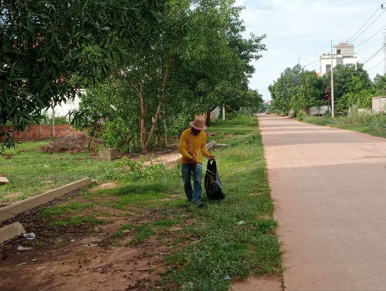 StayNature Cleaning Activity