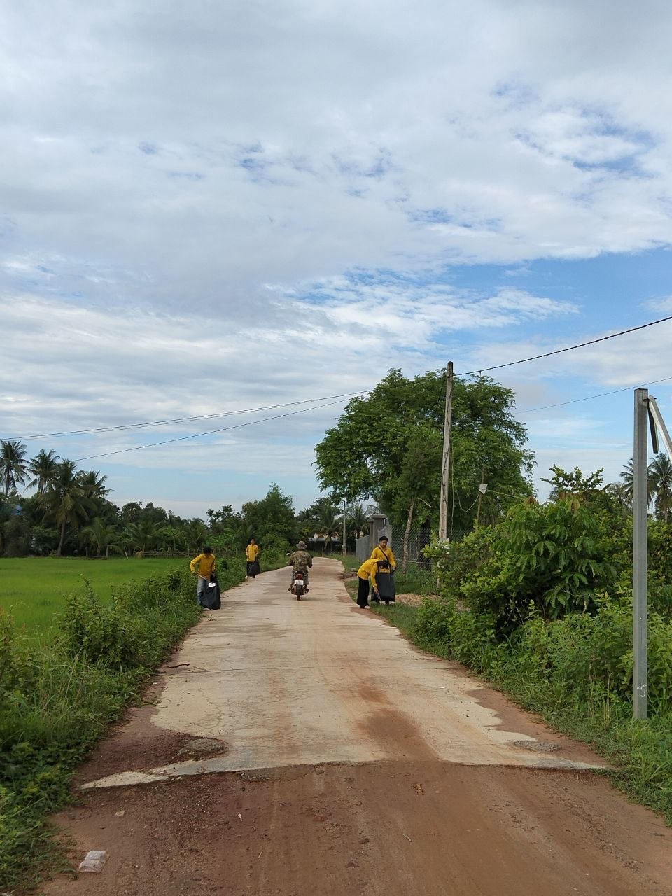 Stay Nature Cleaning activity at Kapmot