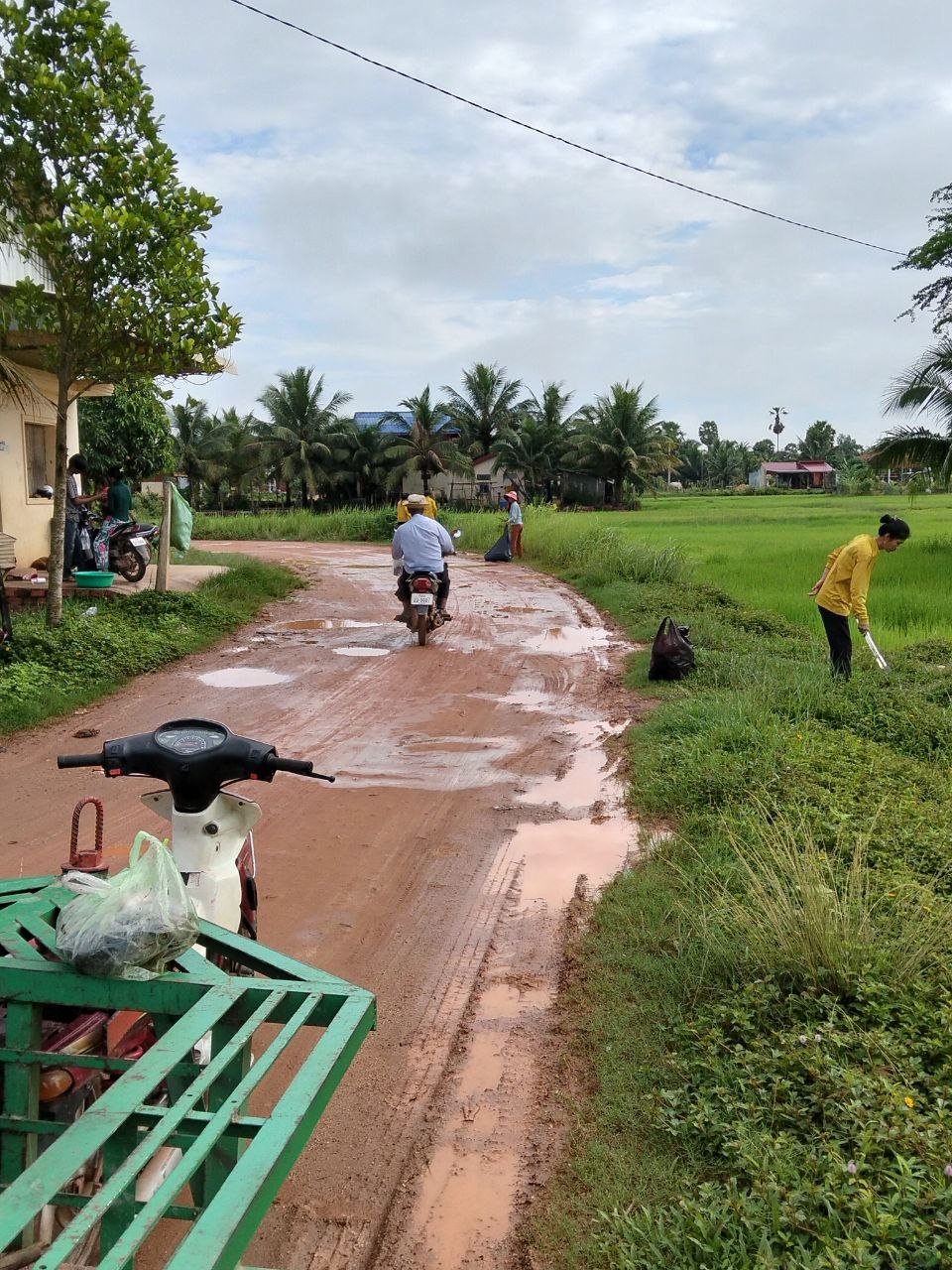 Stay Nature Cleaning activity at Kapmot