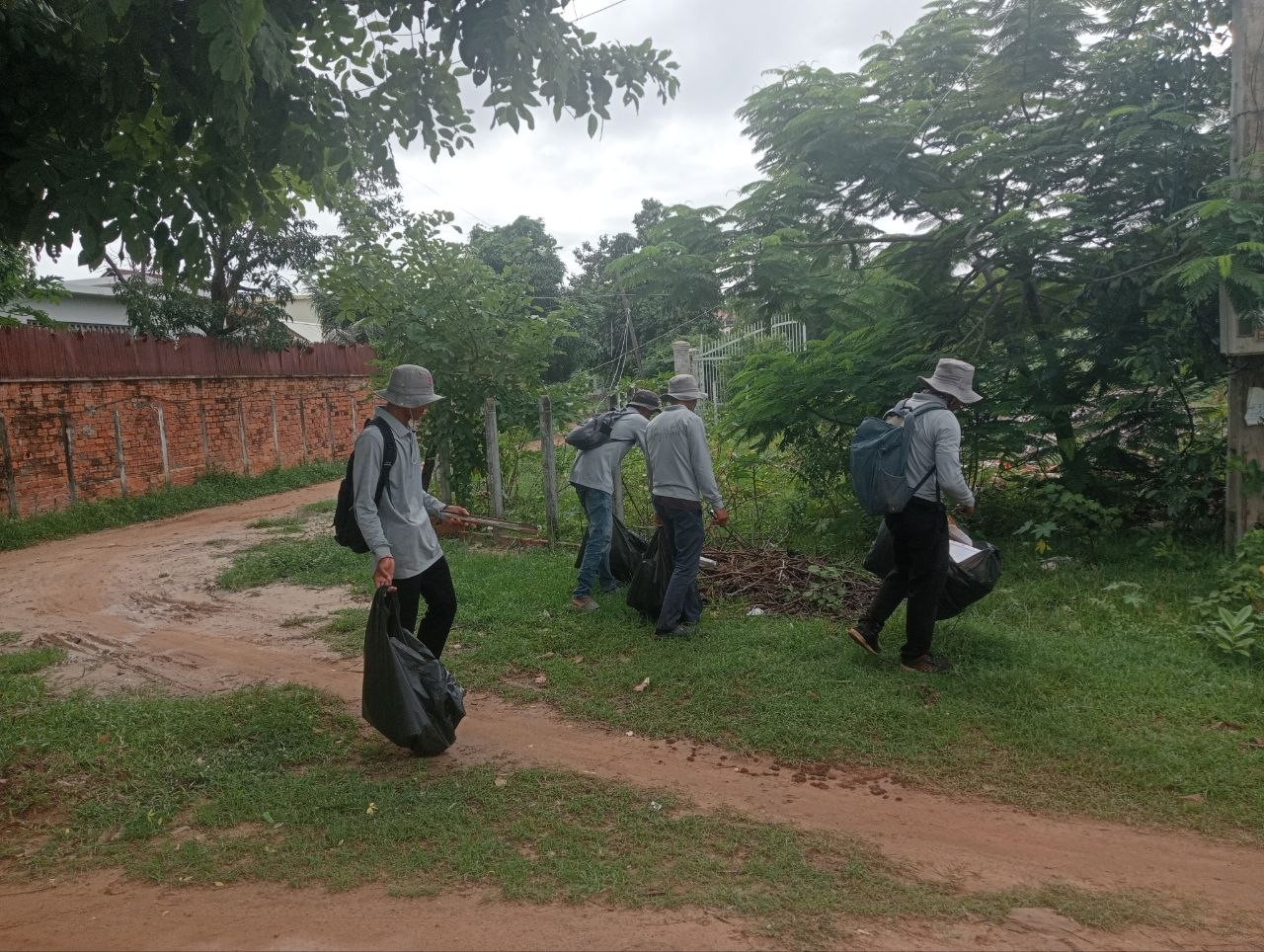 Stay Nature Cleaning Activity