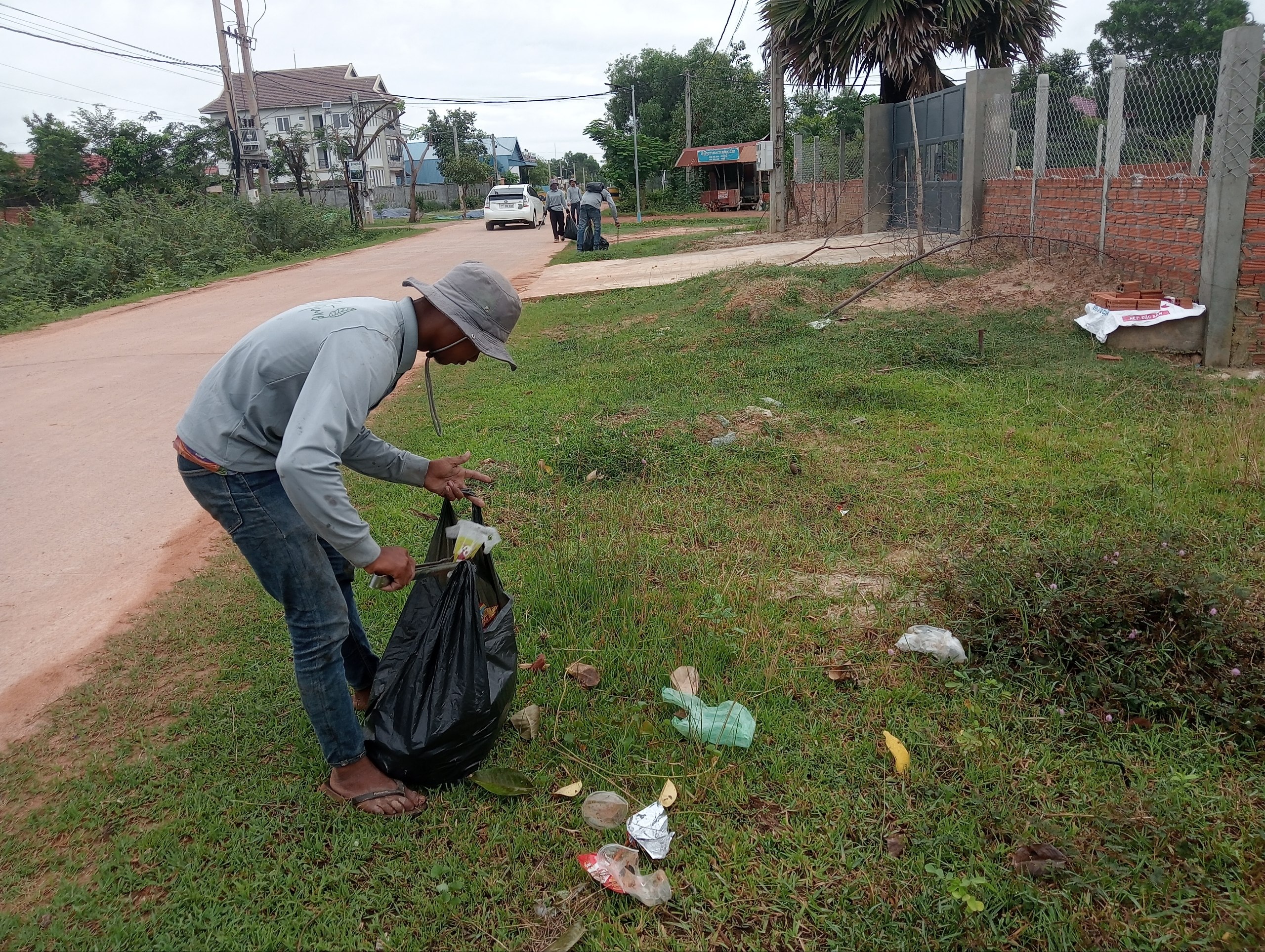 Stay Nature Cleaning Activity