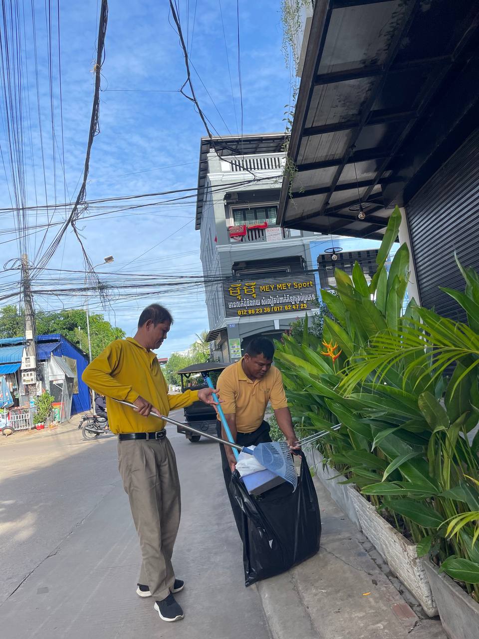Stay Nature Cleaning Activity