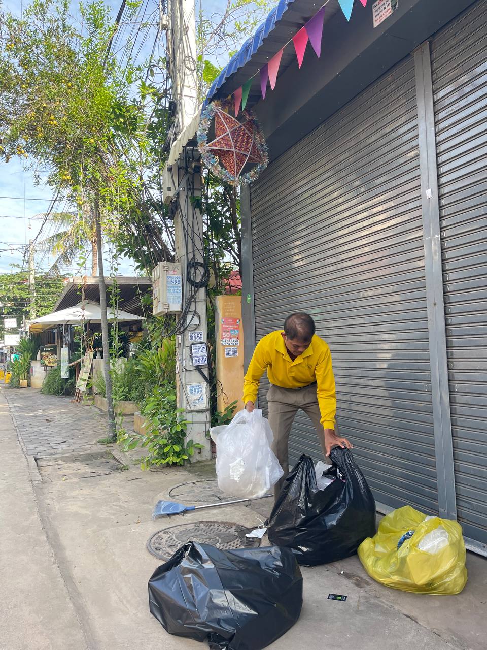 Stay Nature Cleaning Activity