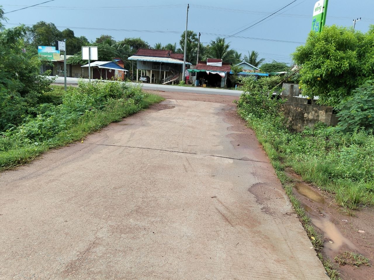 Stay Nature Kampot Cleaning Activity