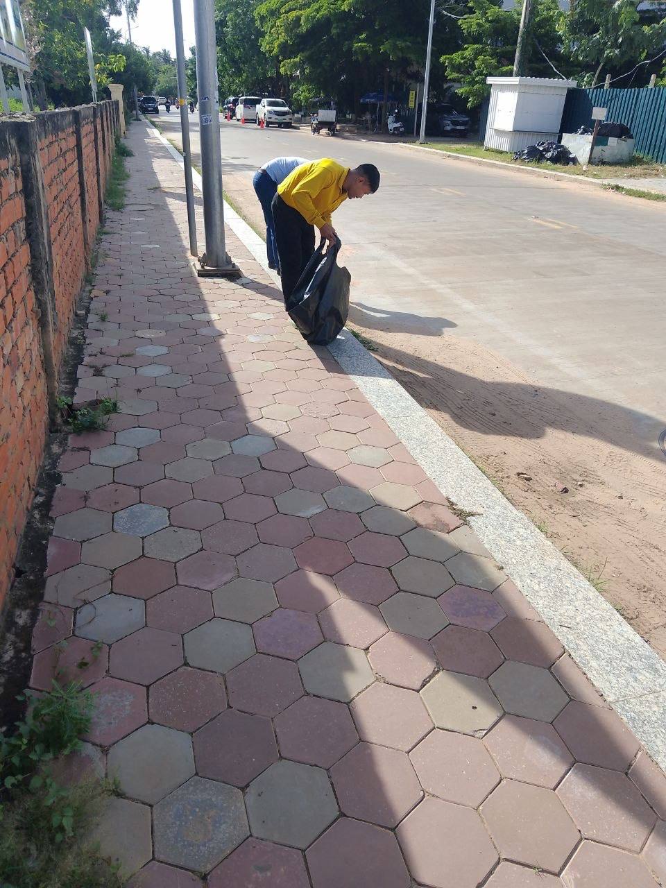Stay Nature Cleaning Activity
