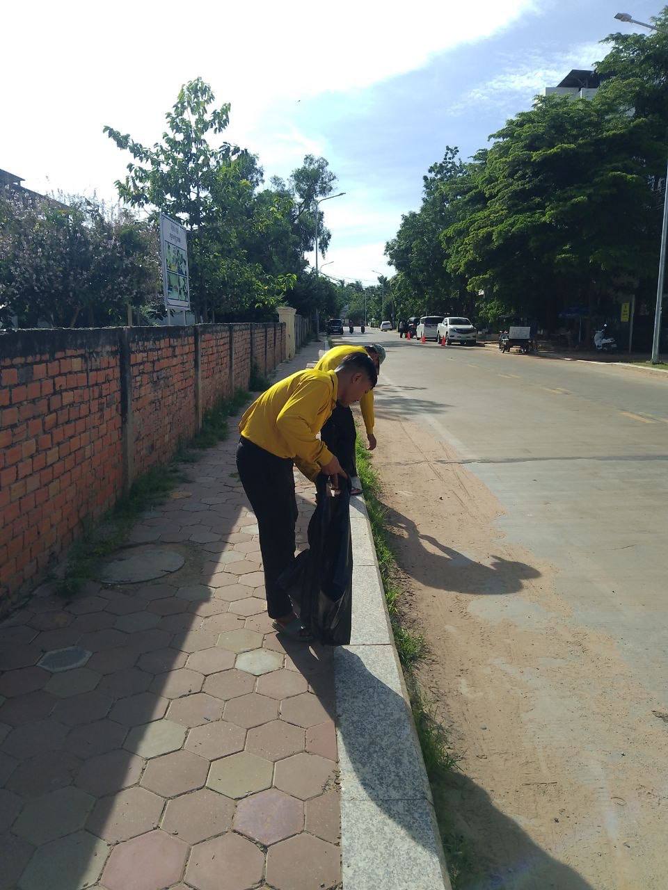 Stay Nature Cleaning Activity