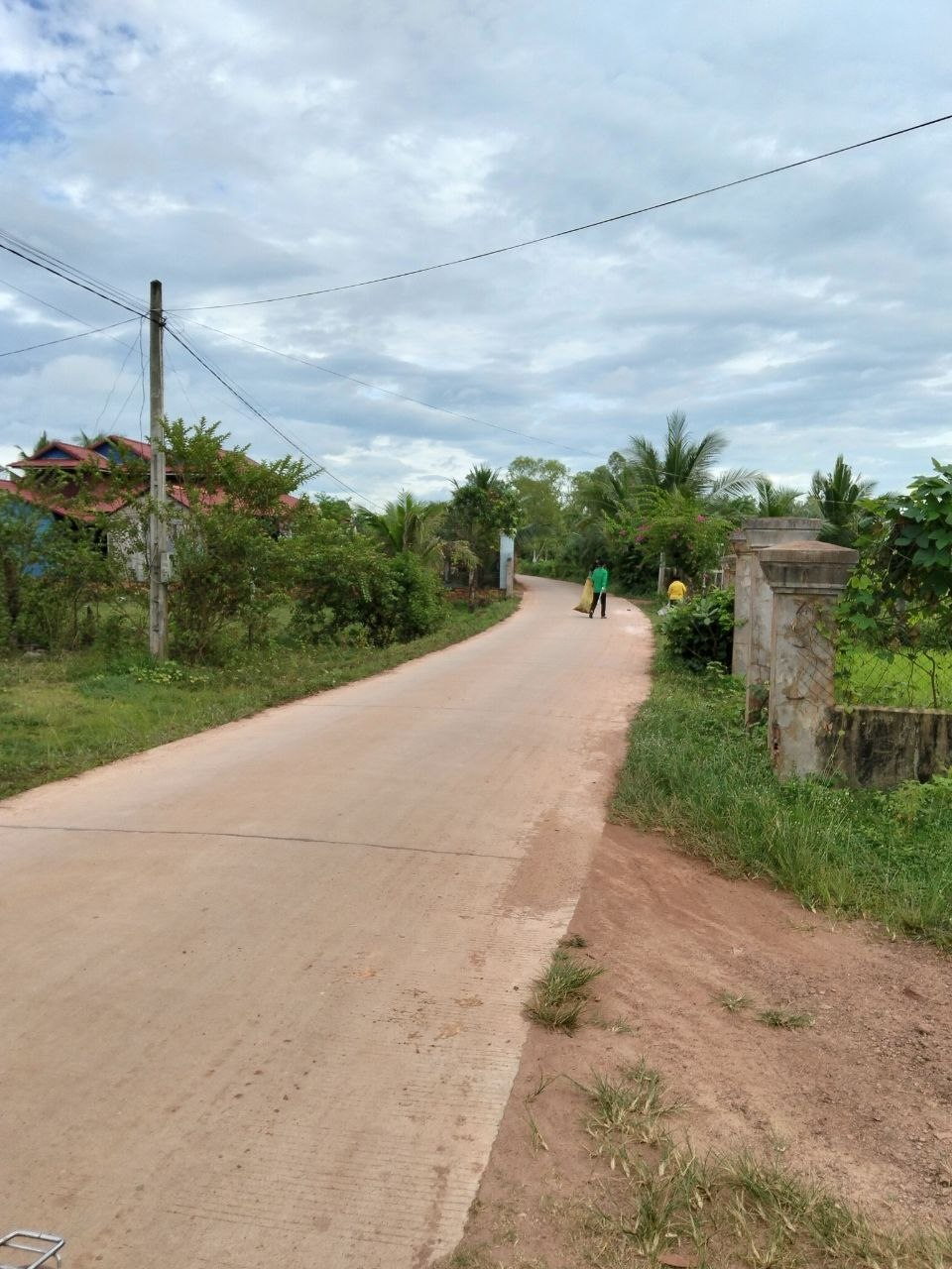 Kampot Stay Nature Cleaning Activity